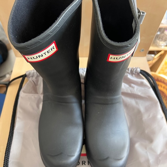 Hunter Women\'s Original Tour Short Waterproof Rubber Rain Boots Black Size 7 main image 6